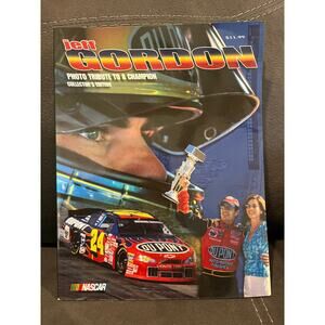 Jeff Gordon Photo Tribute to a Champion Collector's Edition NASCAR 2002 130 Pgs